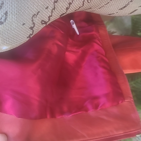 A Pro Peaux red leather L zip front jacket. Gently worn - Picture 7 of 9